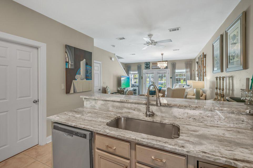 SANDAL BEACH - Residential