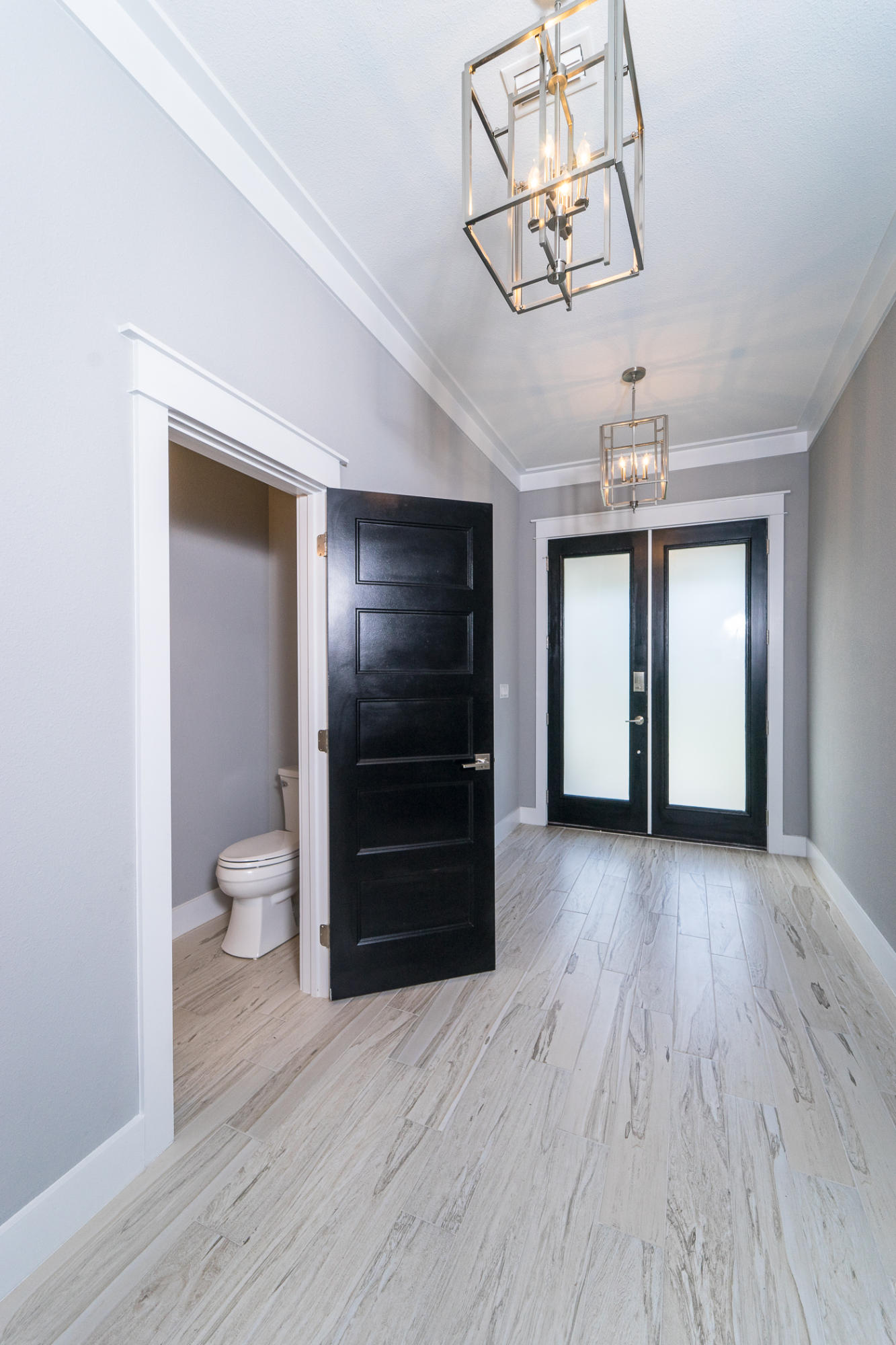 ELLIOTTS POINT - Residential