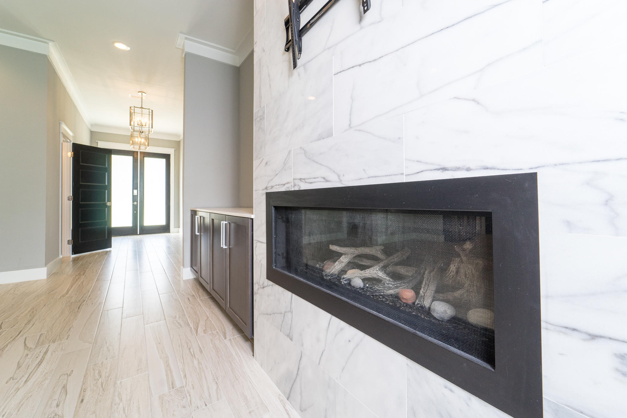 ELLIOTTS POINT - Residential