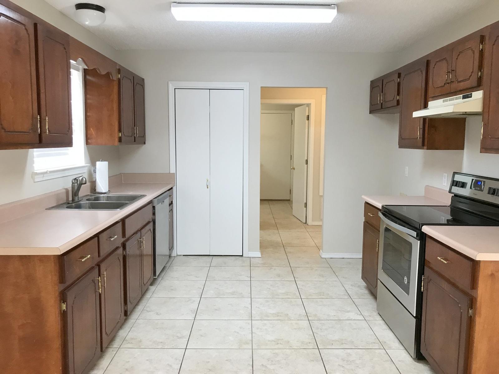 PATRICIAS PLACE - Residential