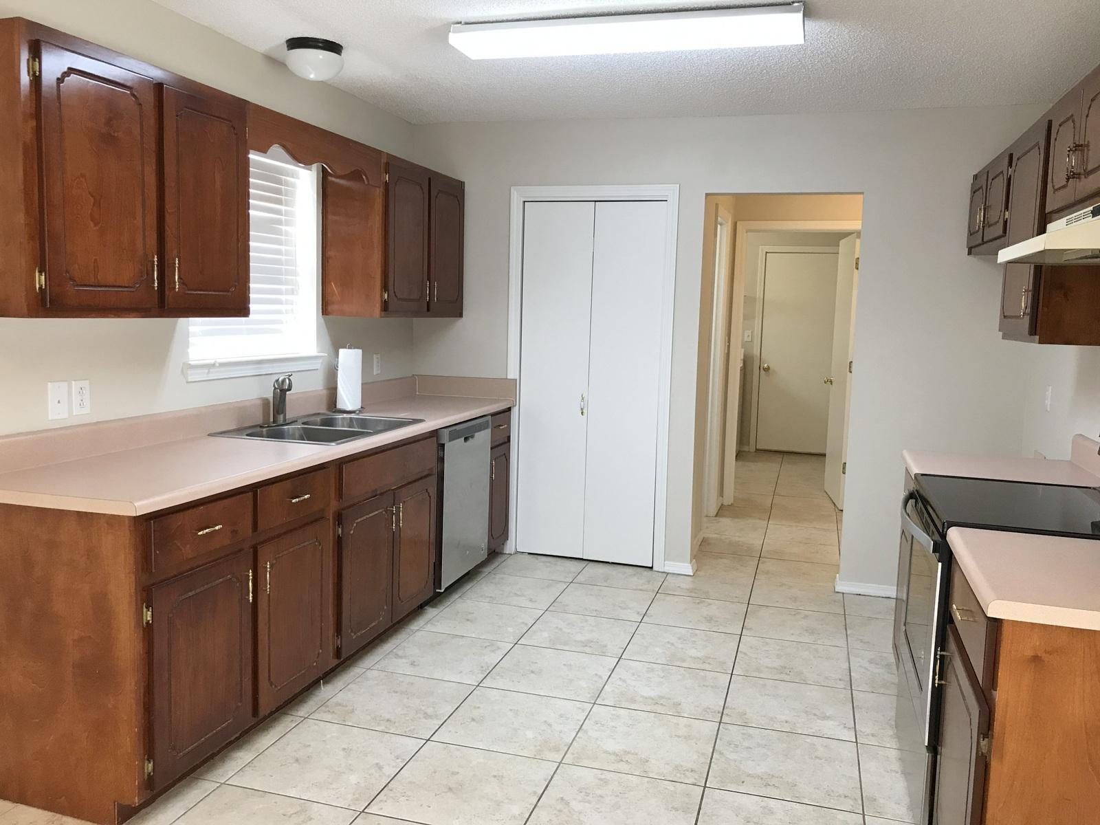 PATRICIAS PLACE - Residential