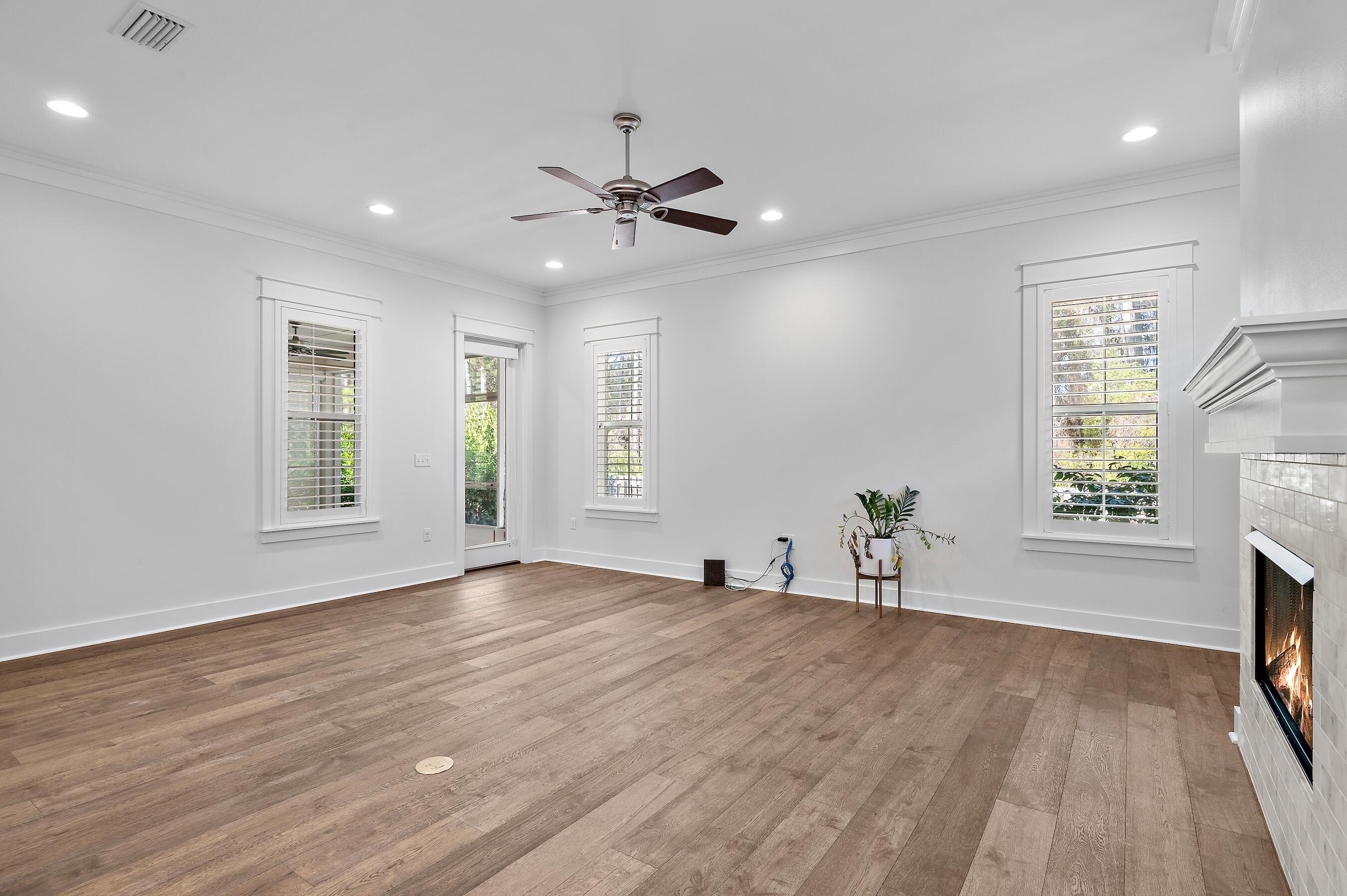 EMERALD BAY PH 2A - Residential Lease