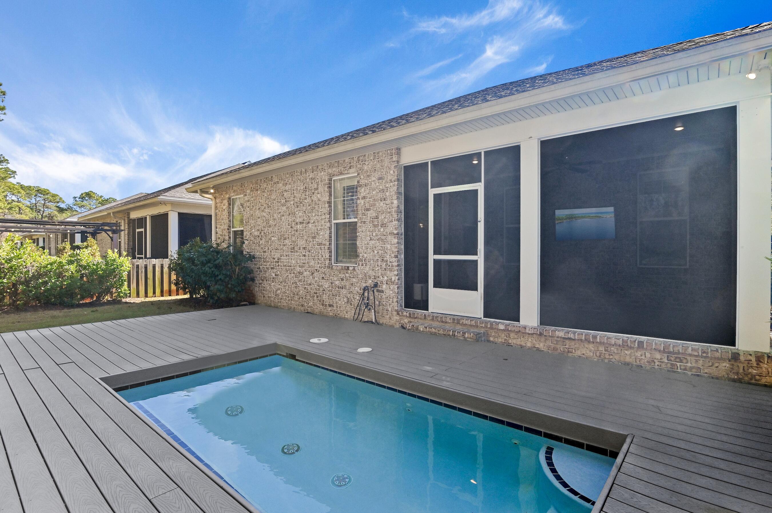 EMERALD BAY PH 2A - Residential Lease