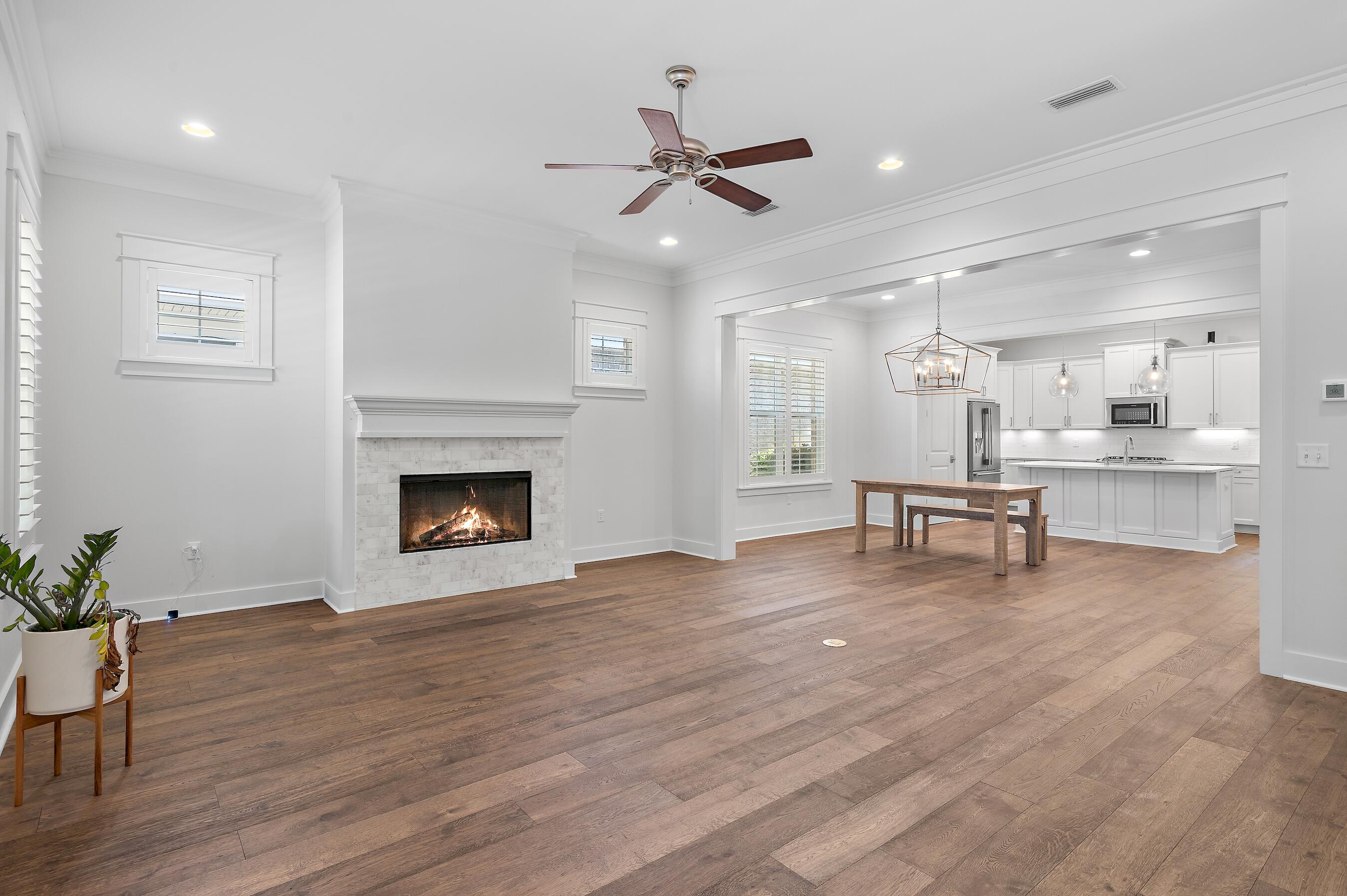 EMERALD BAY PH 2A - Residential Lease