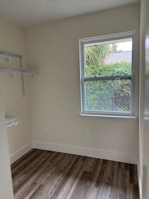 SPRING LAKE 2ND ADD LOT 7 BLK J - Residential Lease