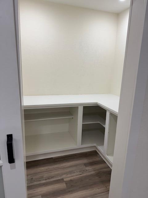 SPRING LAKE 2ND ADD LOT 7 BLK J - Residential Lease