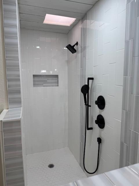 SPRING LAKE 2ND ADD LOT 7 BLK J - Residential Lease