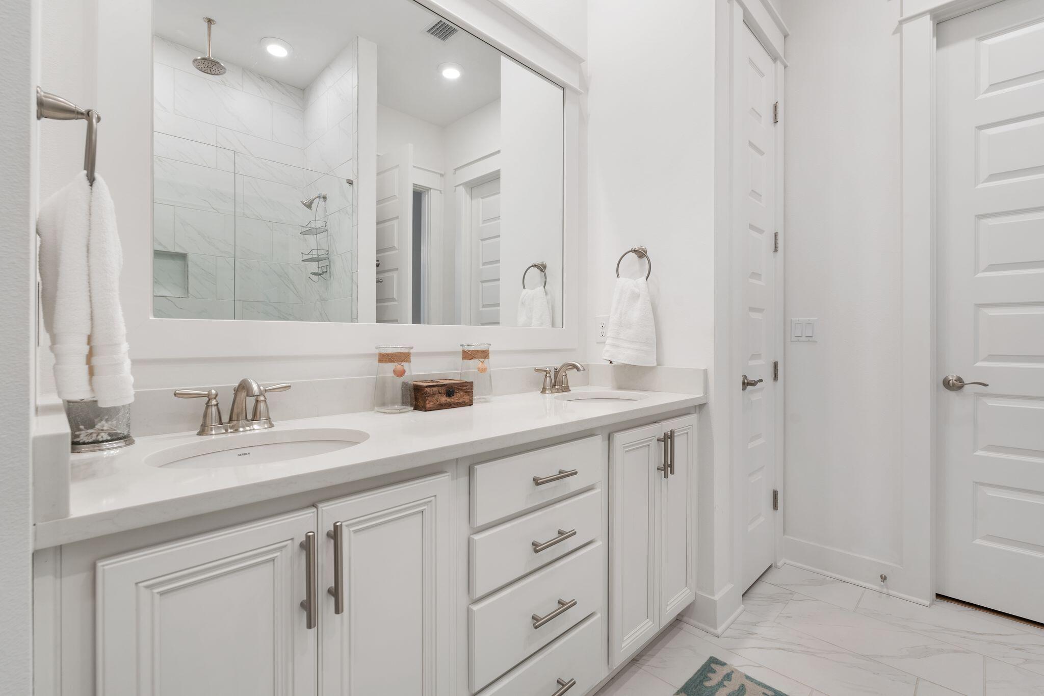 PROMINENCE NORTH - Residential