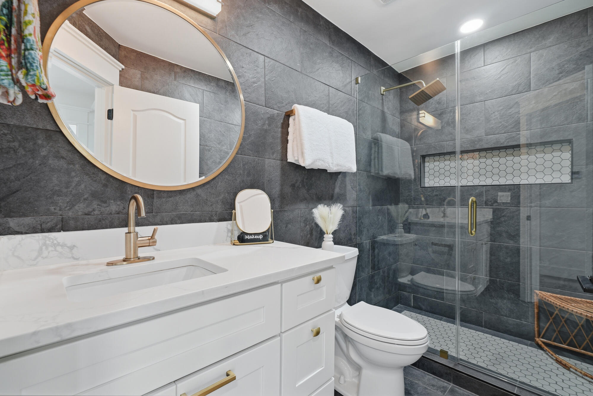 DRIFTWOOD ESTATES - Residential