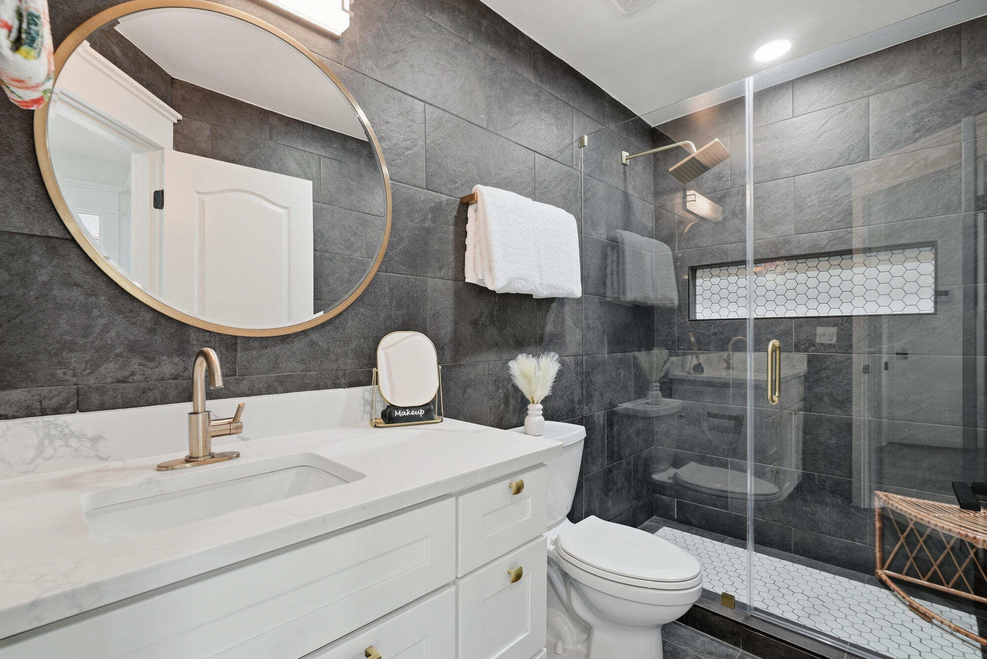 DRIFTWOOD ESTATES - Residential