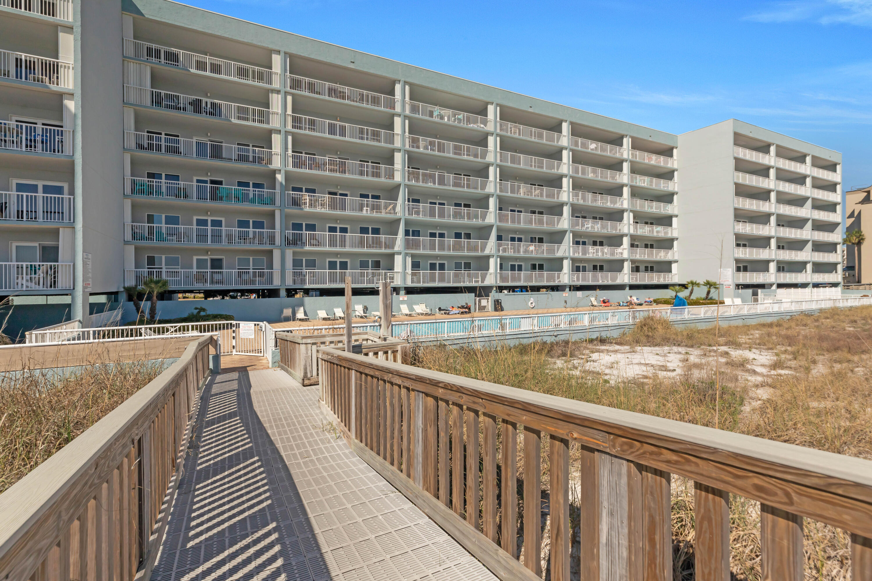 ISLANDER BEACH RESORT CONDO - Residential