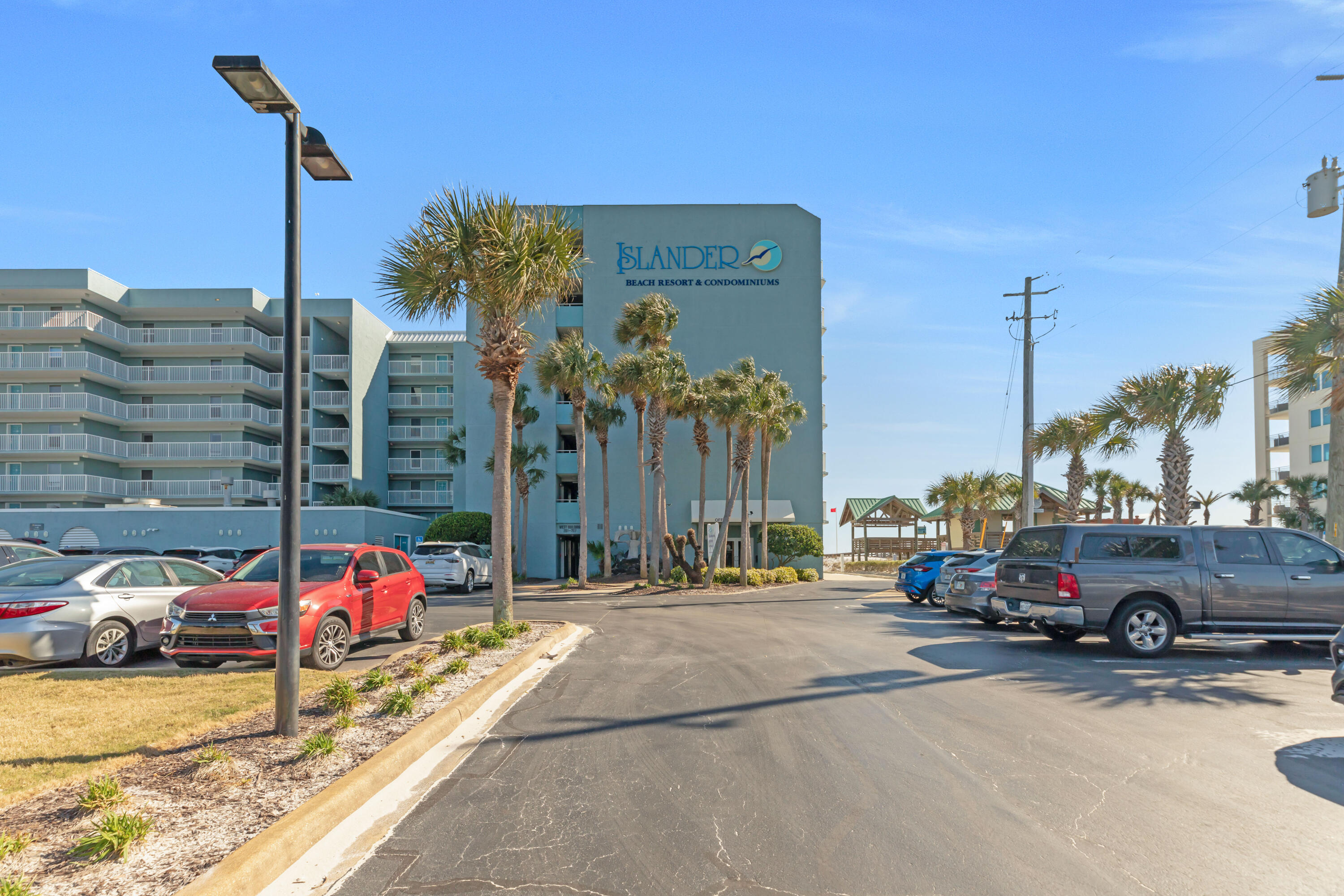 ISLANDER BEACH RESORT CONDO - Residential