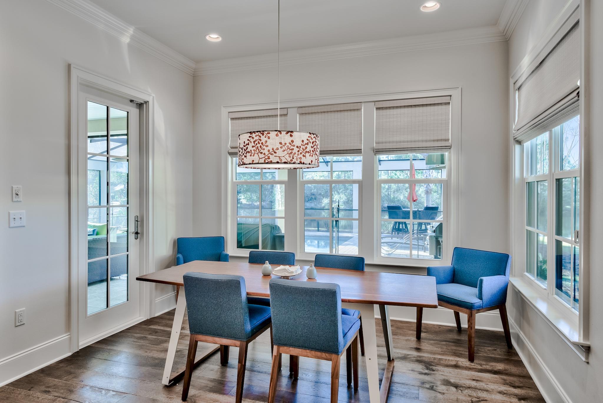 REGATTA BAY 
COMMODORE POINT - Residential