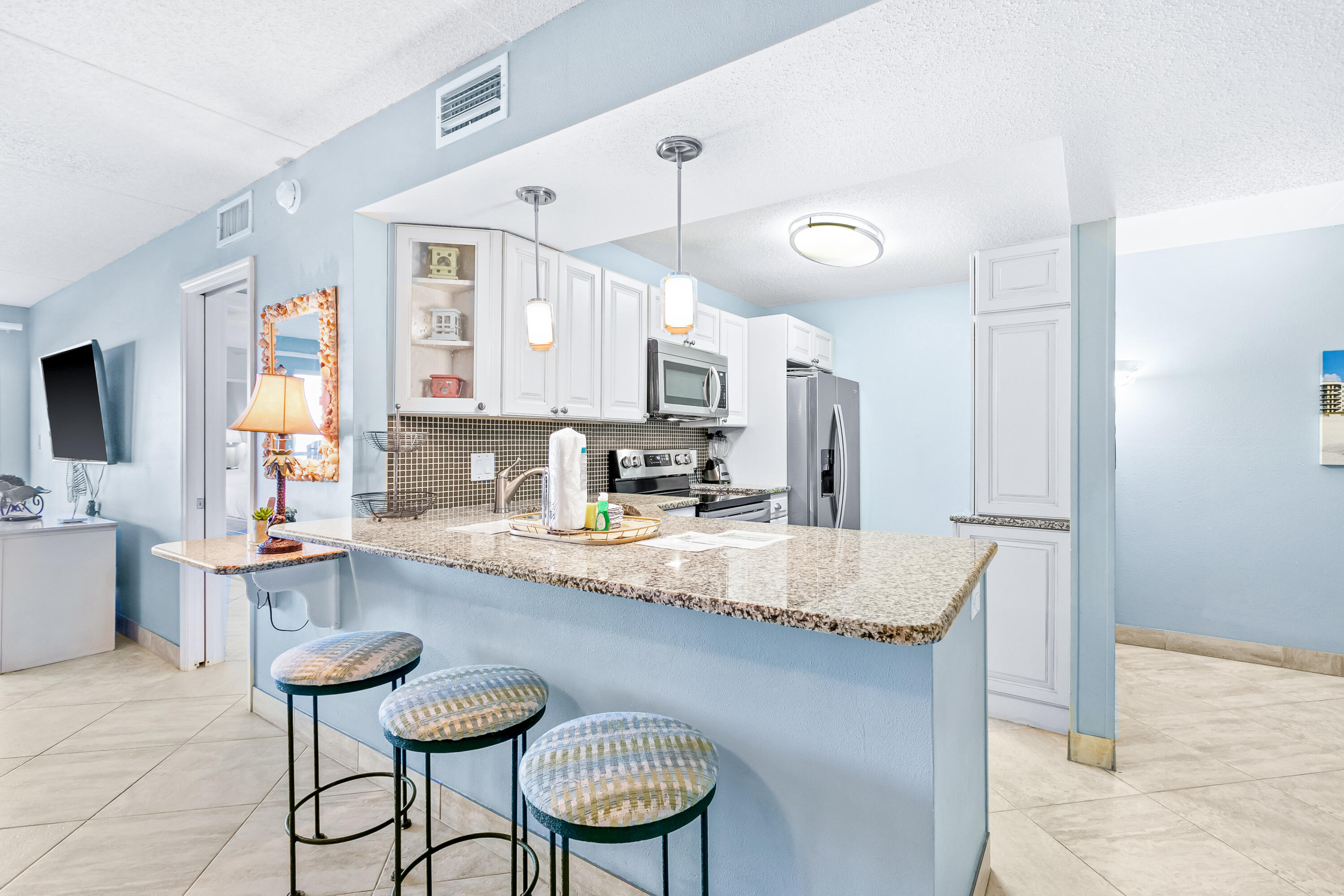 ISLAND ECHO CONDO - Residential