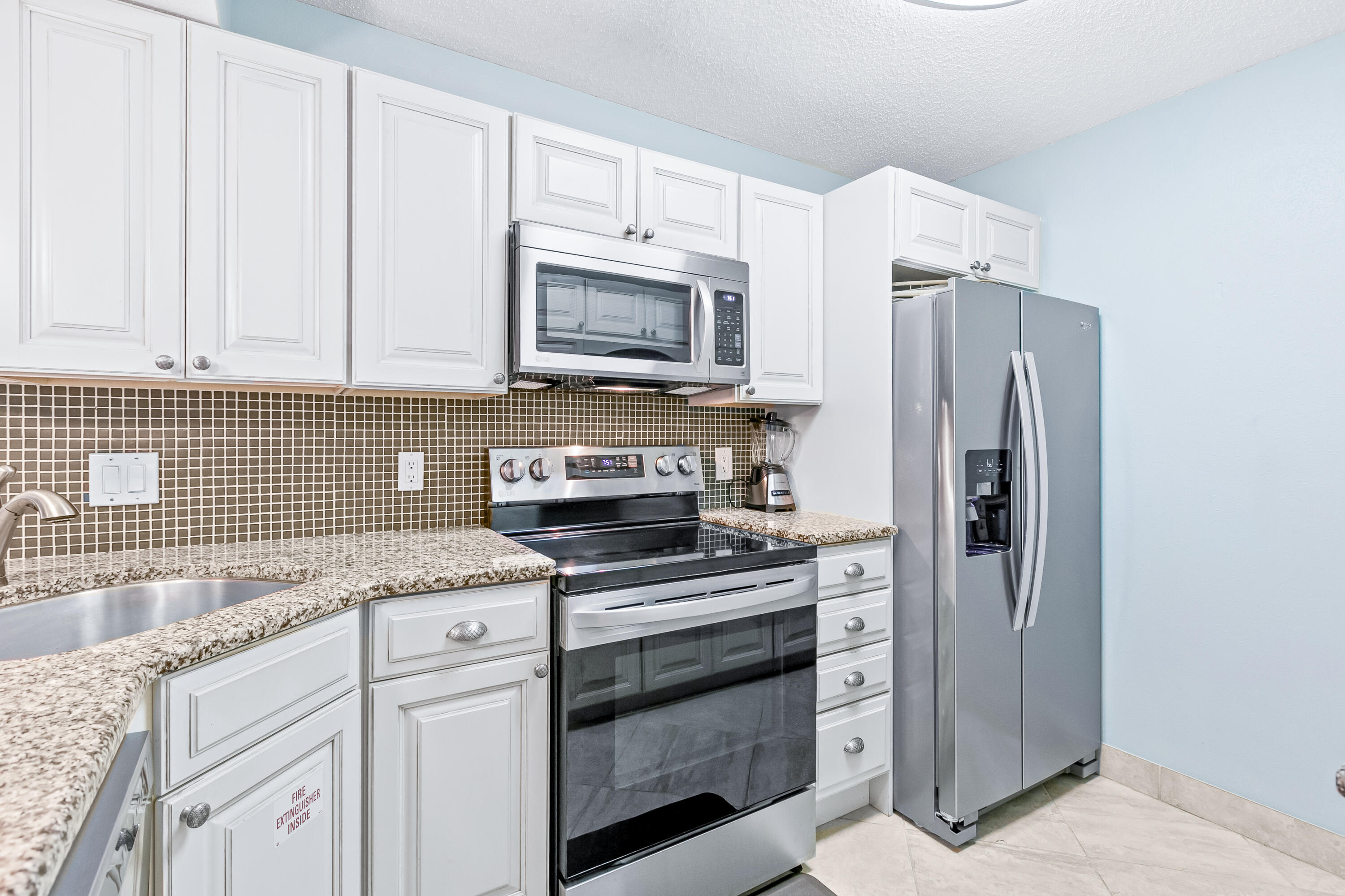 ISLAND ECHO CONDO - Residential