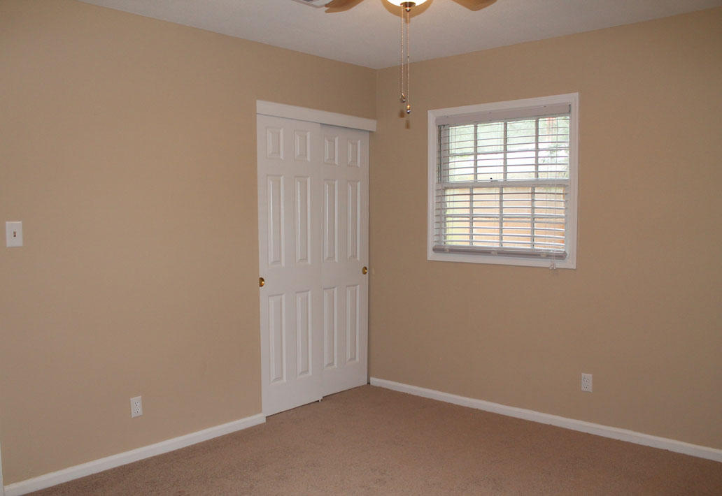 CAROL ANNE MANOR - Residential