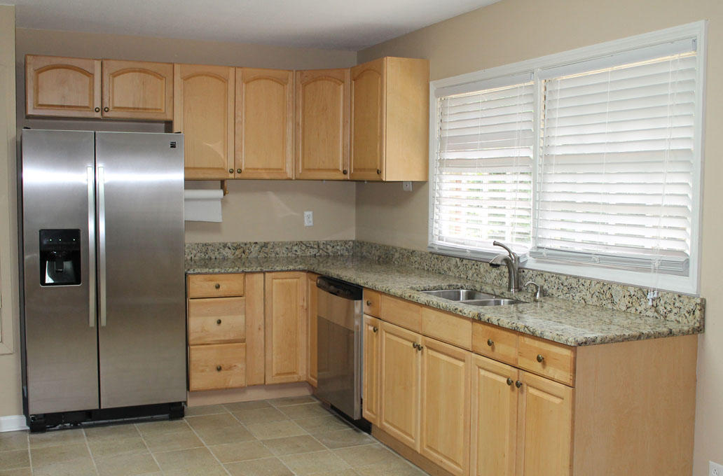 CAROL ANNE MANOR - Residential