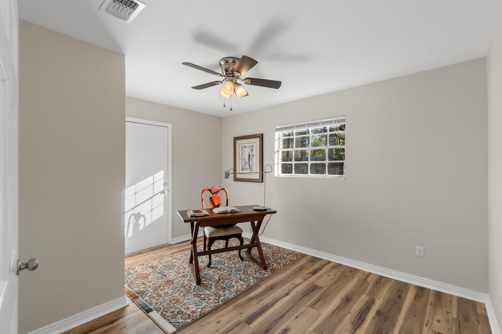 HOLLY HILLS - Residential