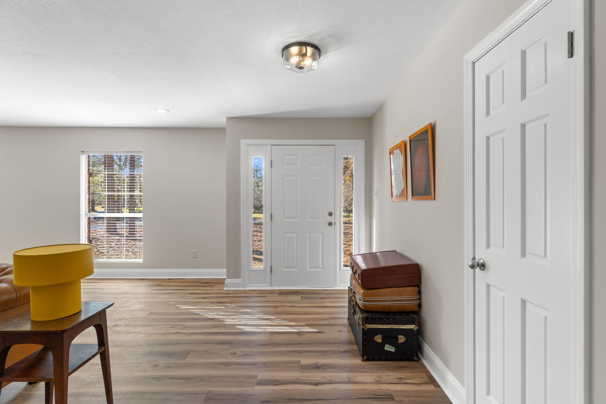 HOLLY HILLS - Residential