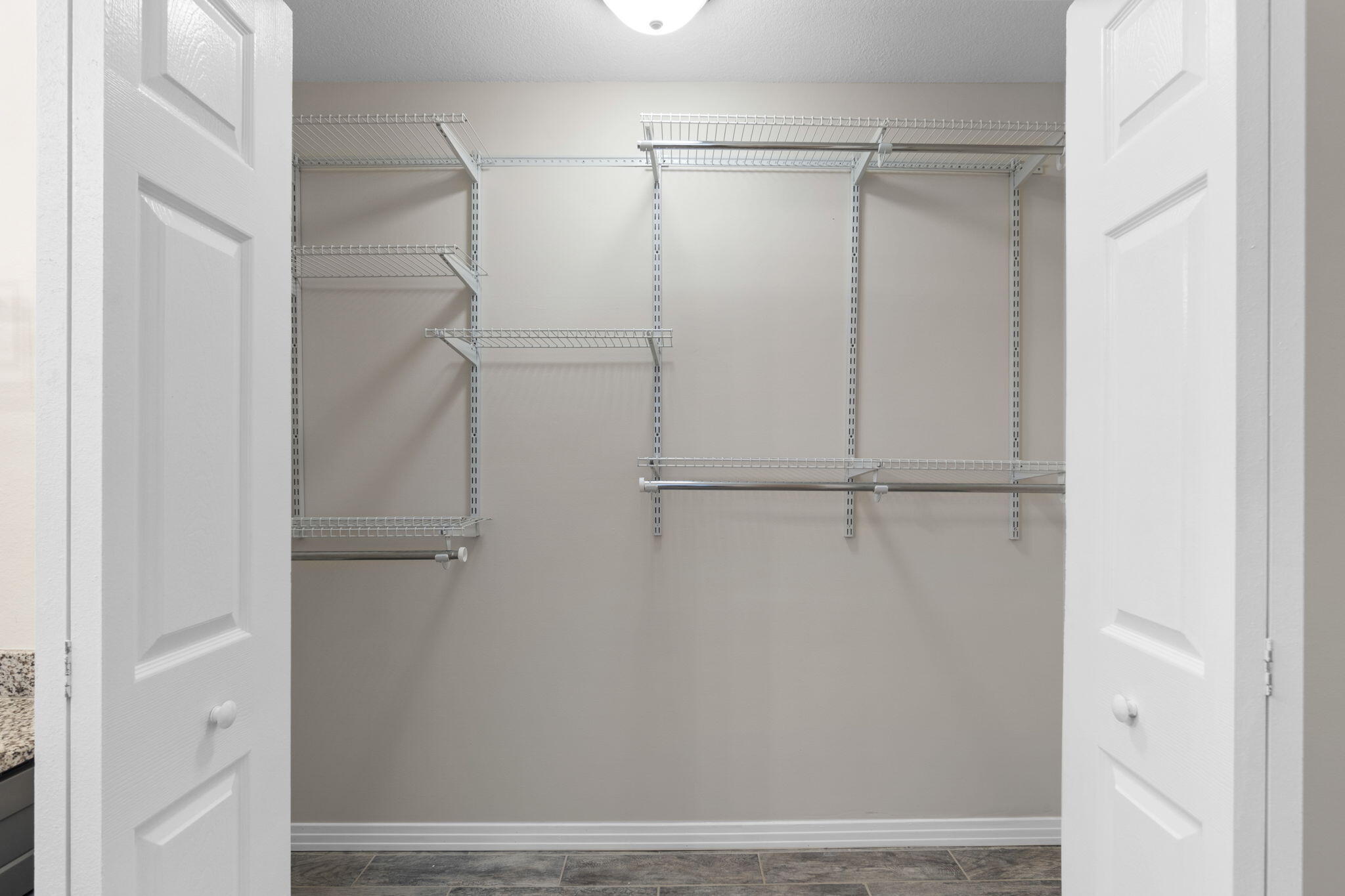 HOLLY HILLS - Residential