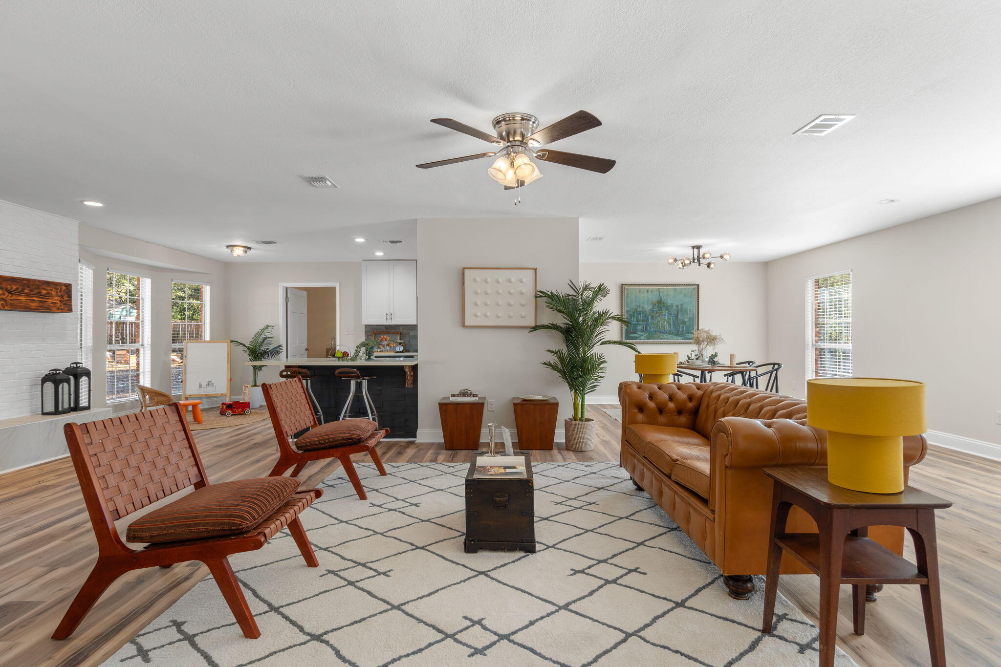 HOLLY HILLS - Residential