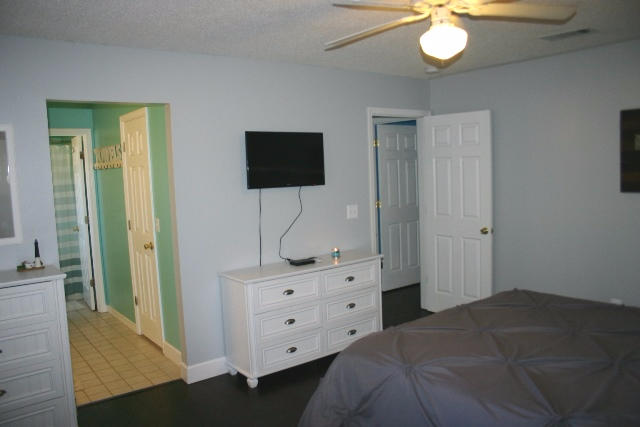 NAVARRE S/D 1ST ADDN - Residential