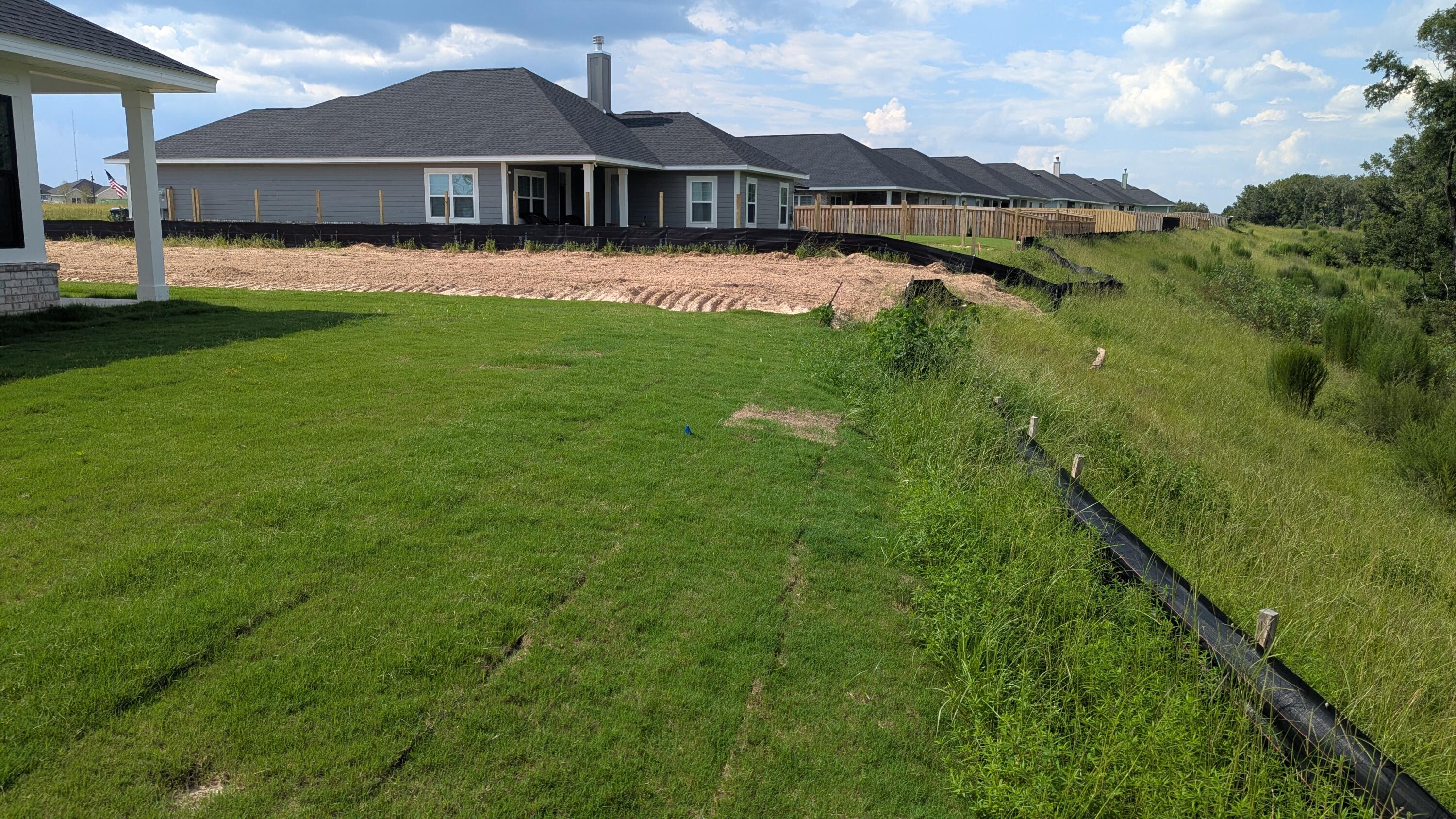 THE BLUFFS AT LAFAYETTE - Residential