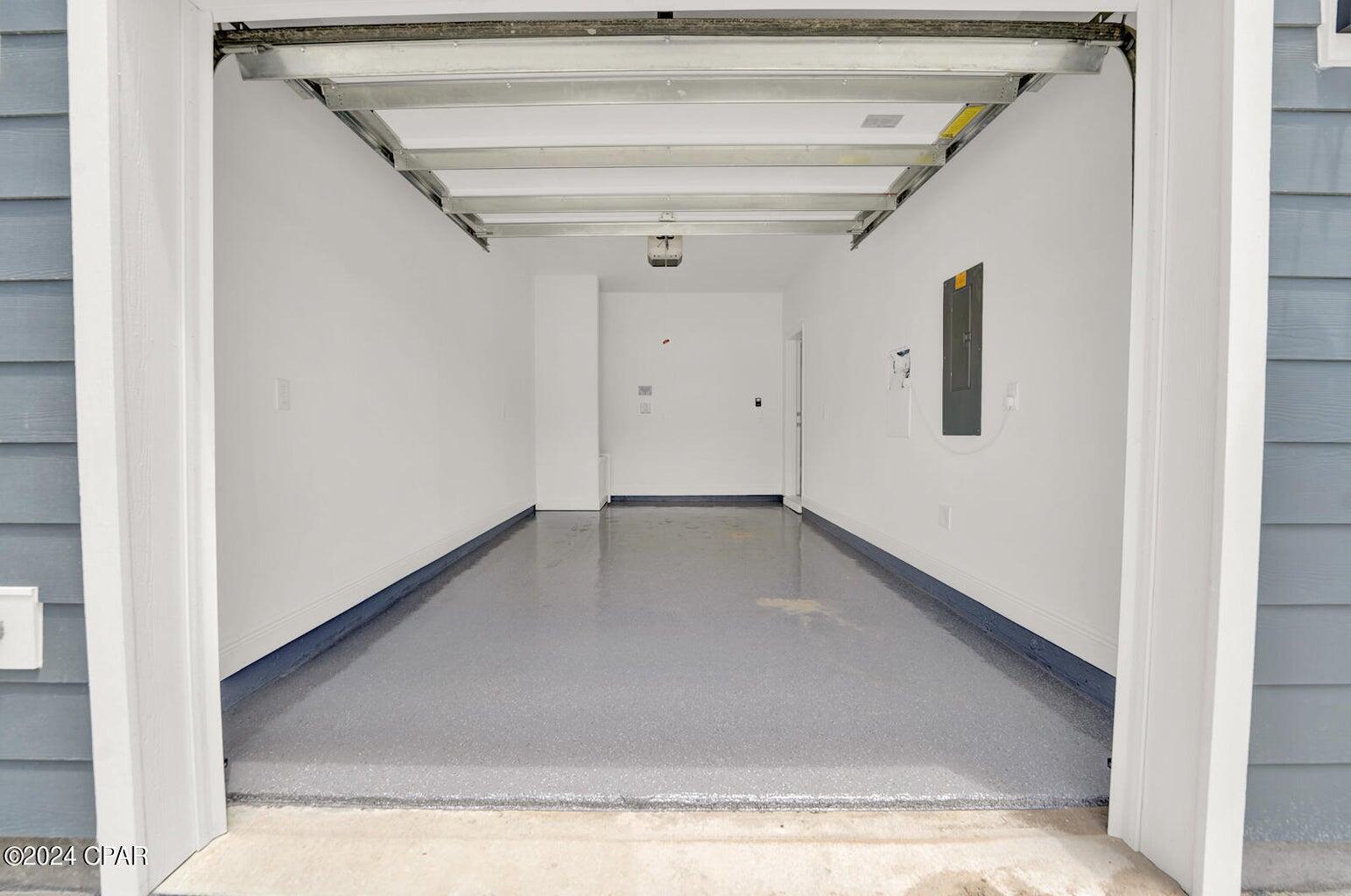 Hawk's Landing - Residential Lease