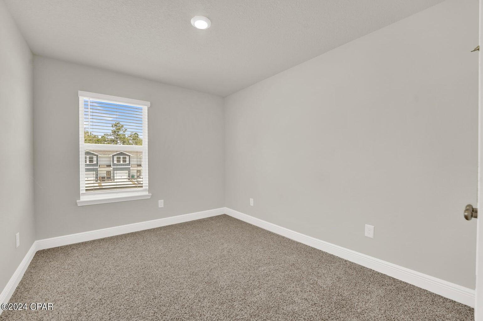 Hawk's Landing - Residential Lease