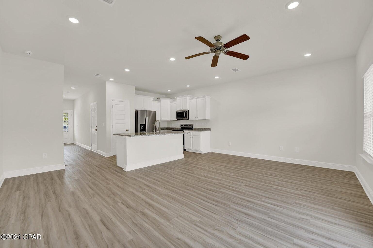 Hawk's Landing - Residential Lease