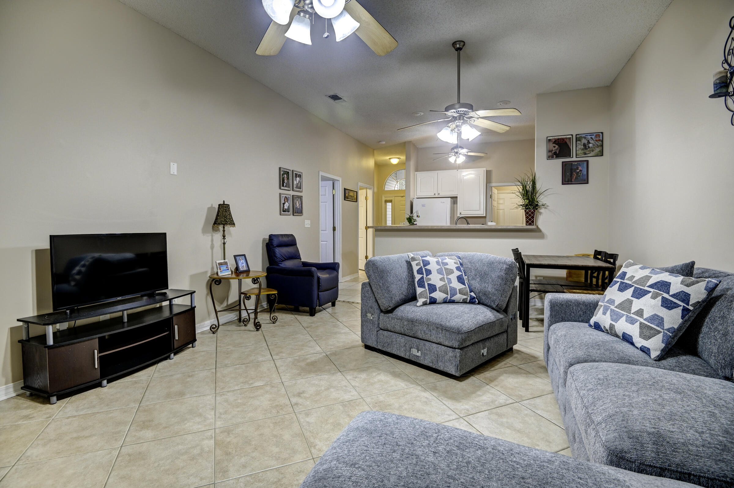 SHANYN TAYLOR OAKS - Residential