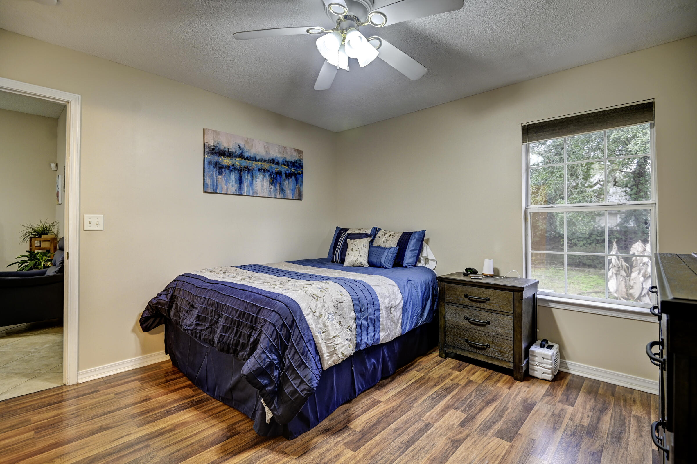 SHANYN TAYLOR OAKS - Residential