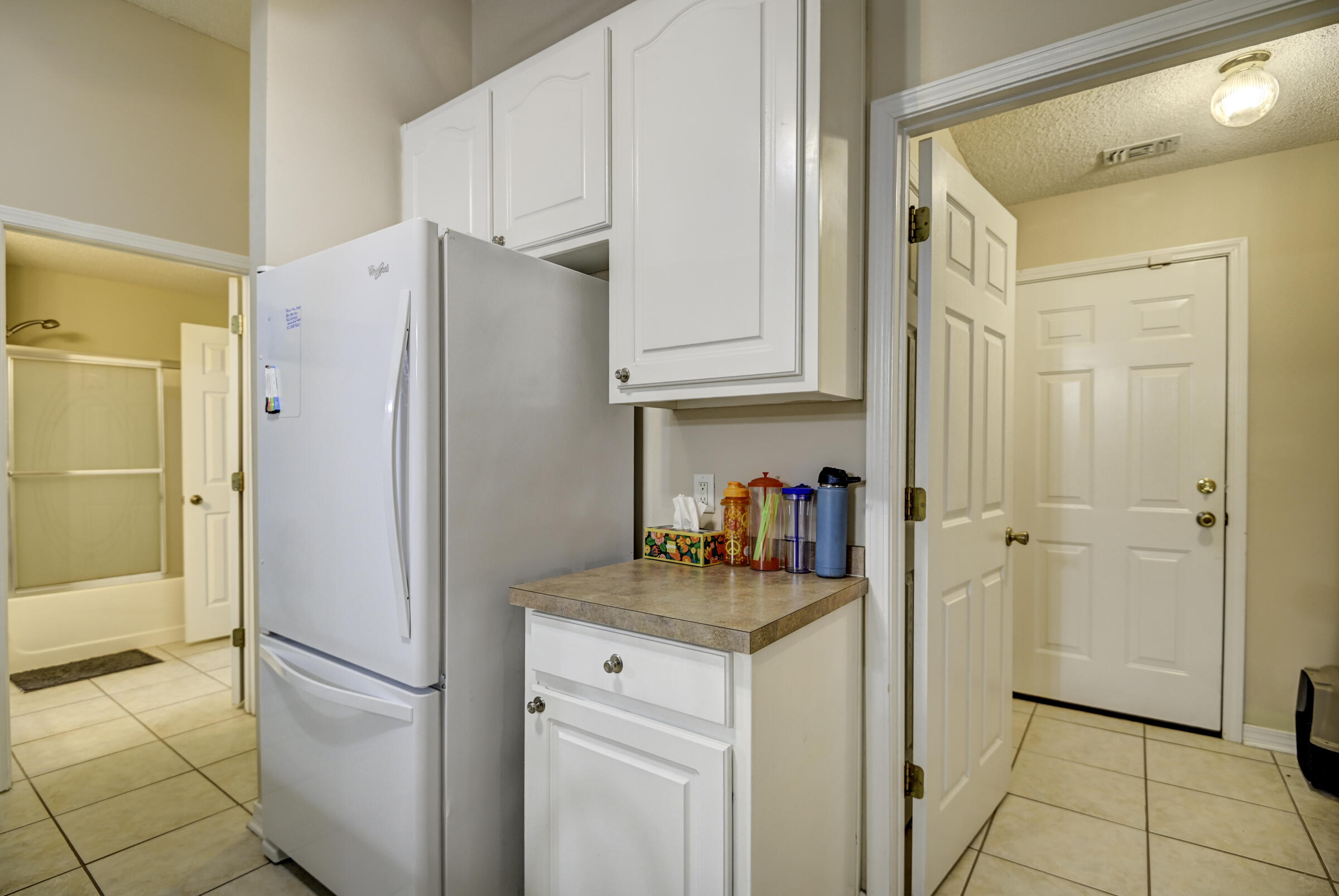 SHANYN TAYLOR OAKS - Residential