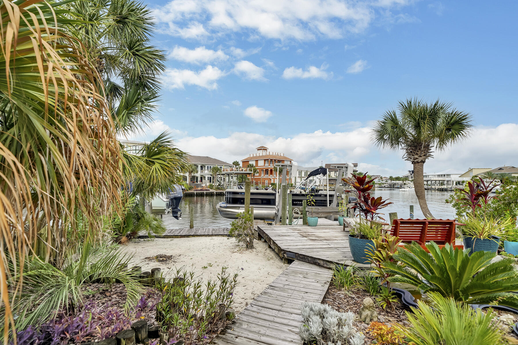 QUAYS PH 1 - Residential