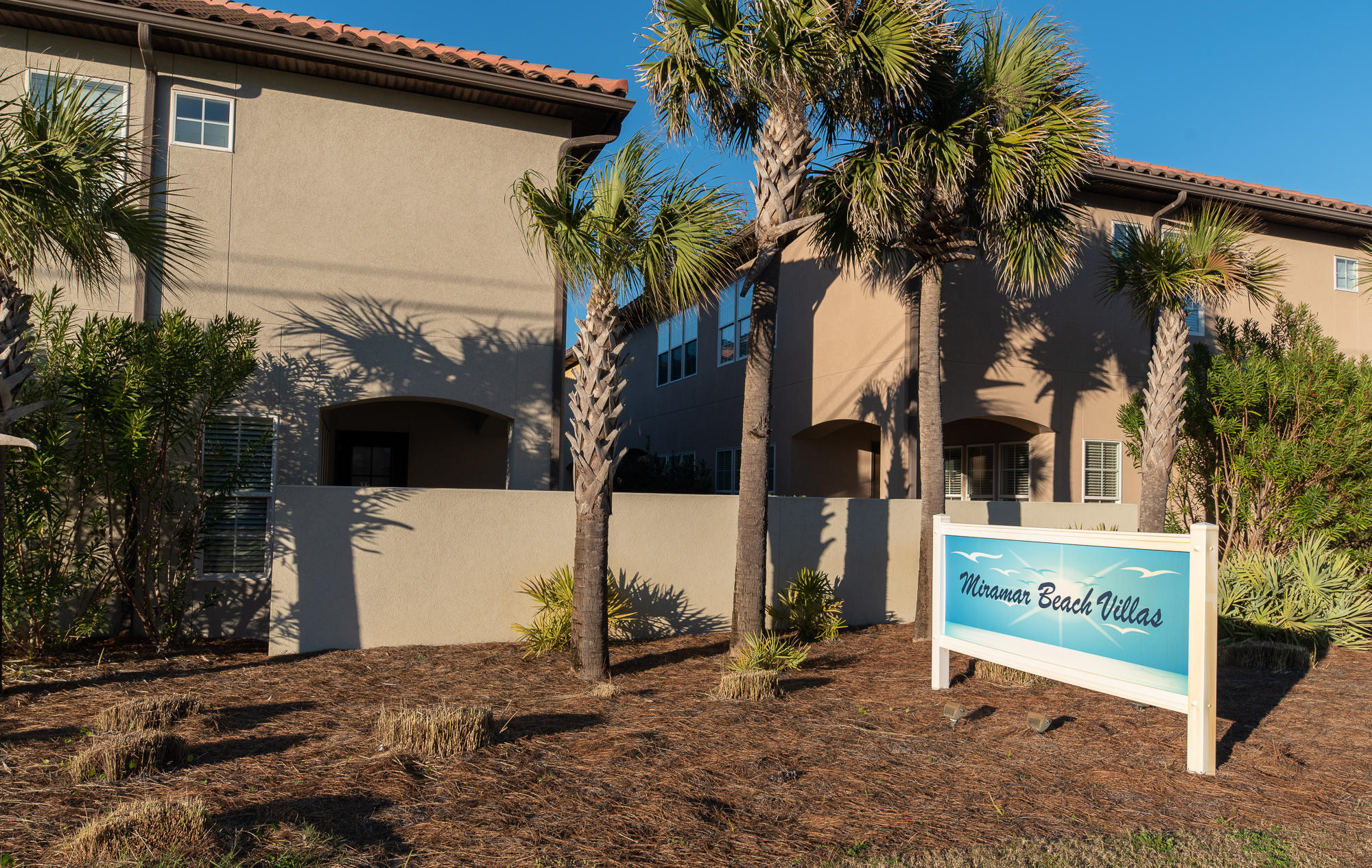 MIRAMAR BEACH VILLAS - Residential