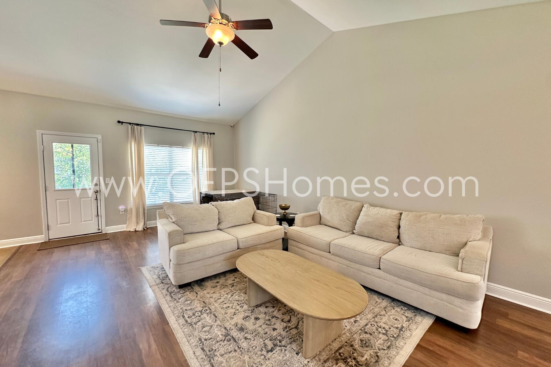 ROLLING RIDGE S/D - Residential Lease