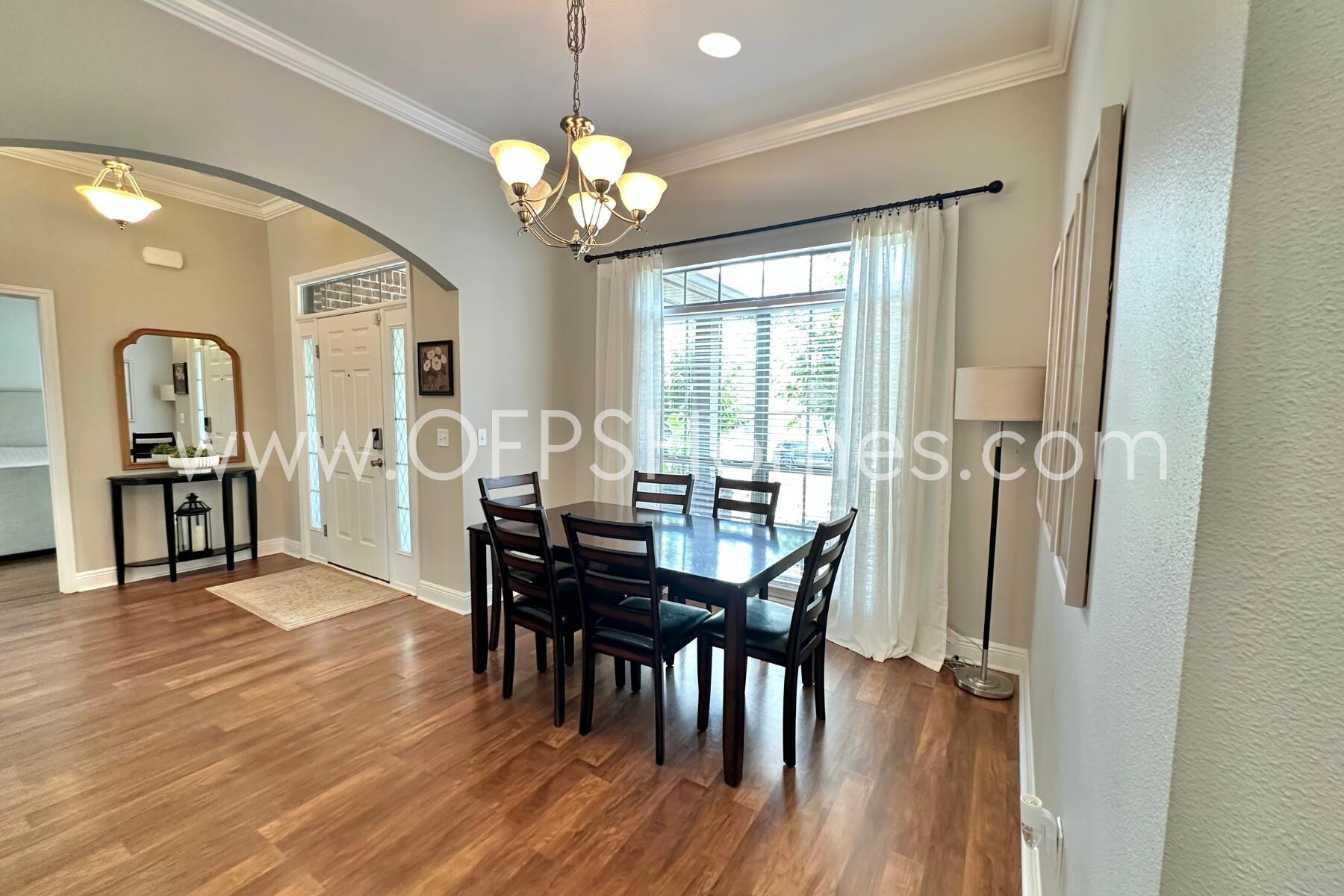 ROLLING RIDGE S/D - Residential Lease