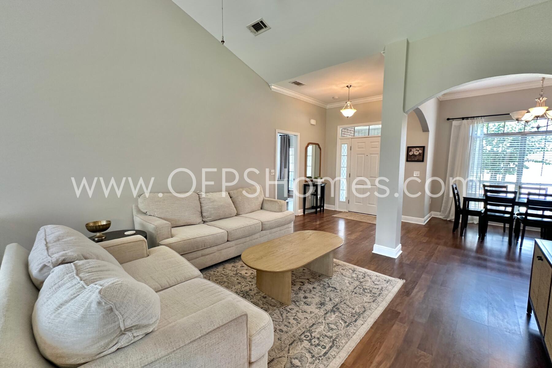 ROLLING RIDGE S/D - Residential Lease