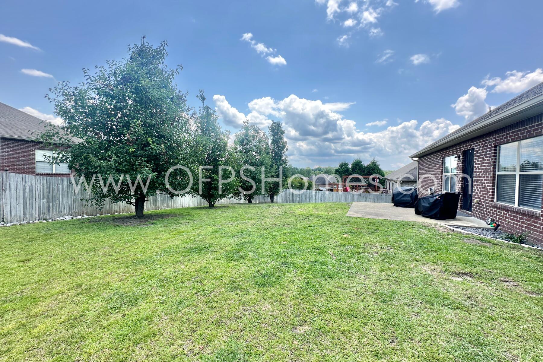 ROLLING RIDGE S/D - Residential Lease