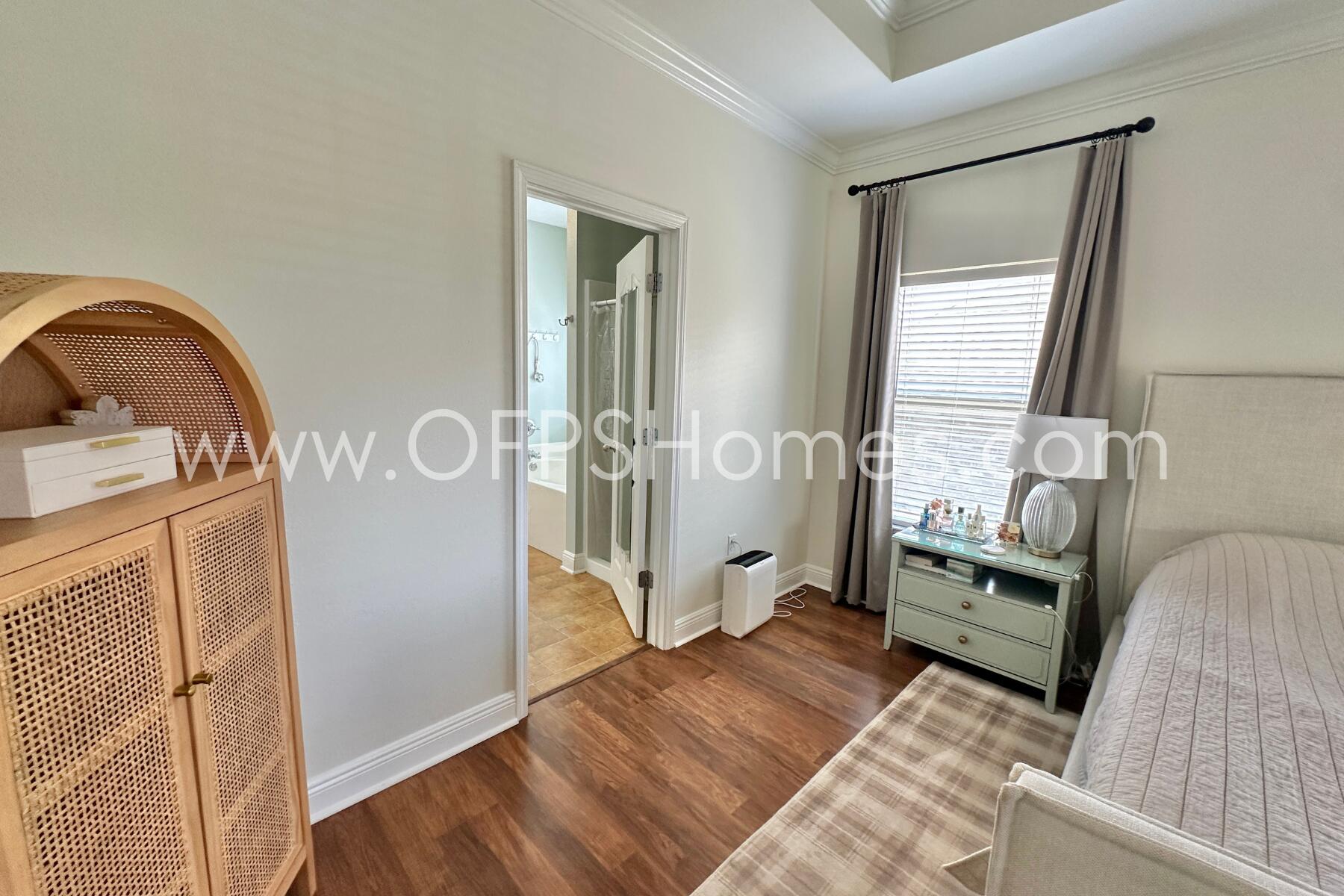 ROLLING RIDGE S/D - Residential Lease