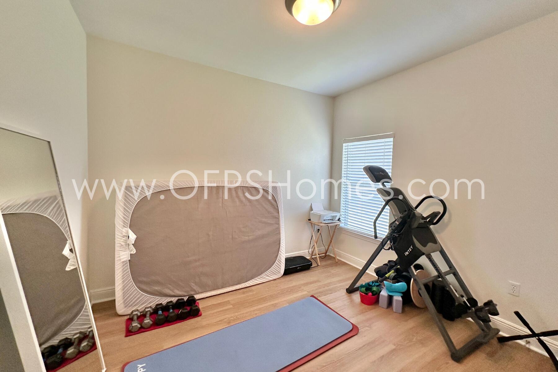 ROLLING RIDGE S/D - Residential Lease