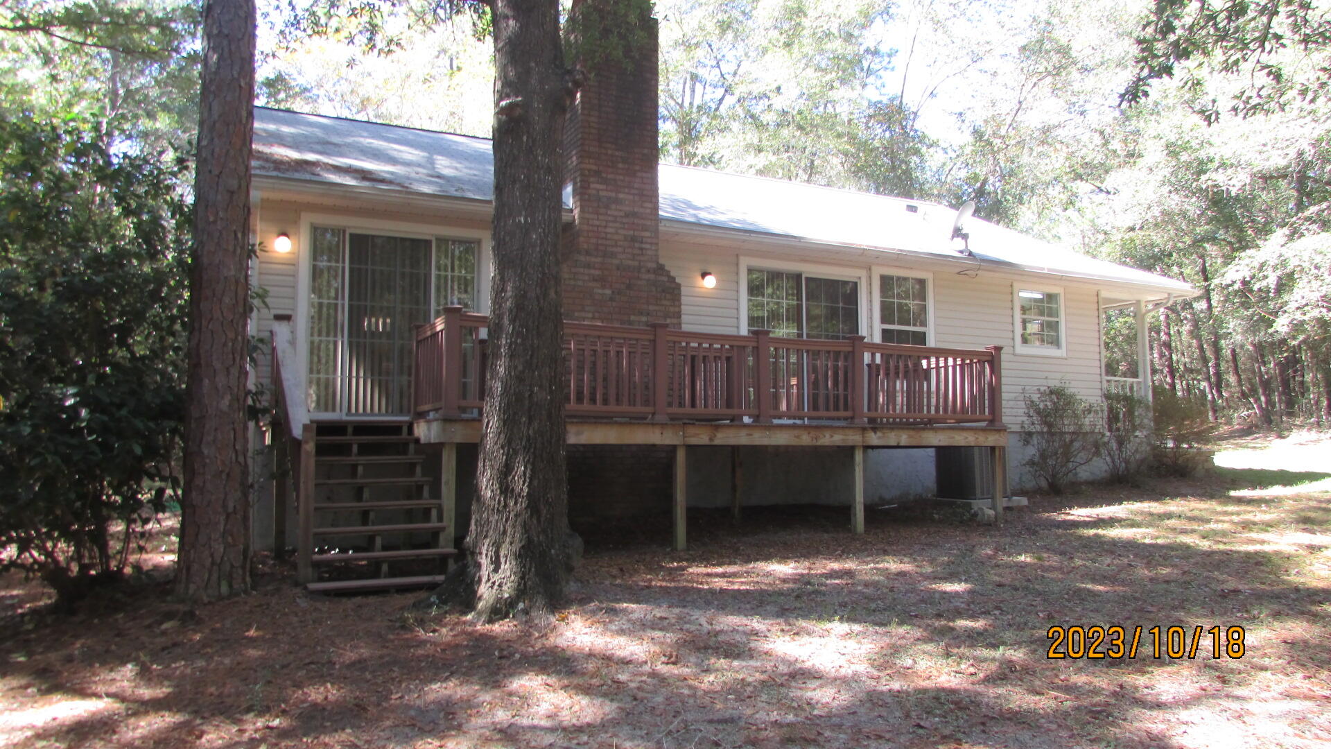 HILLTOP ACRES 1ST ADDN - Residential