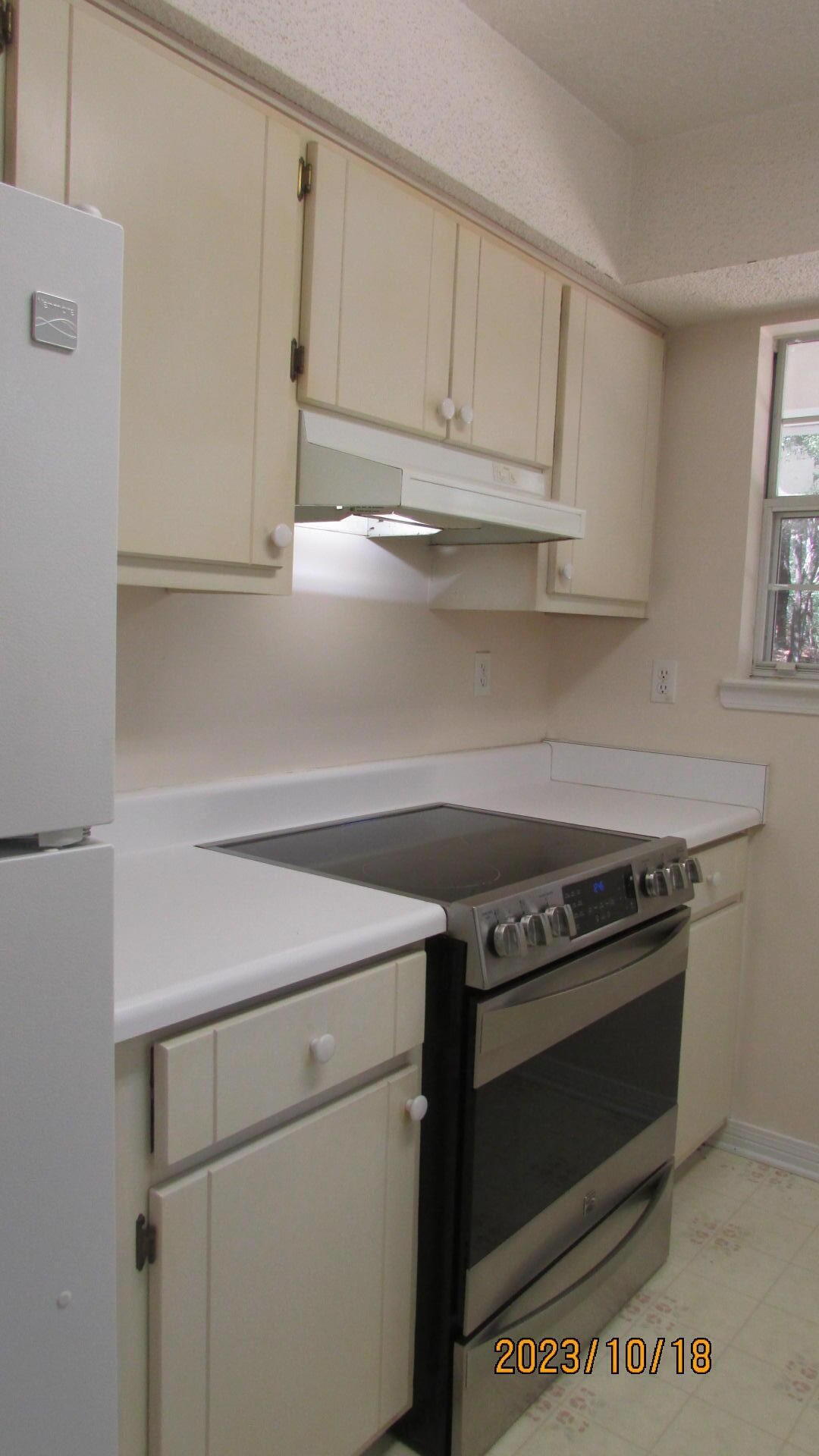 HILLTOP ACRES 1ST ADDN - Residential