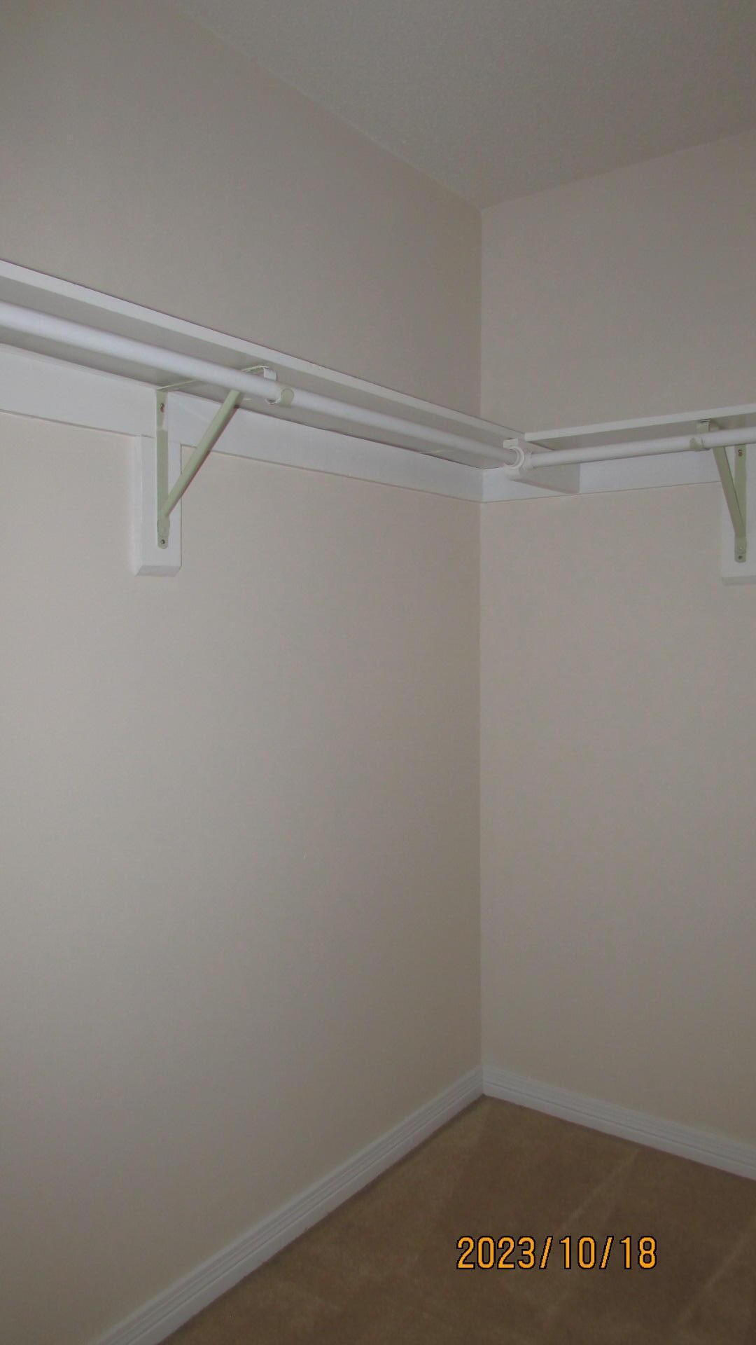 HILLTOP ACRES 1ST ADDN - Residential