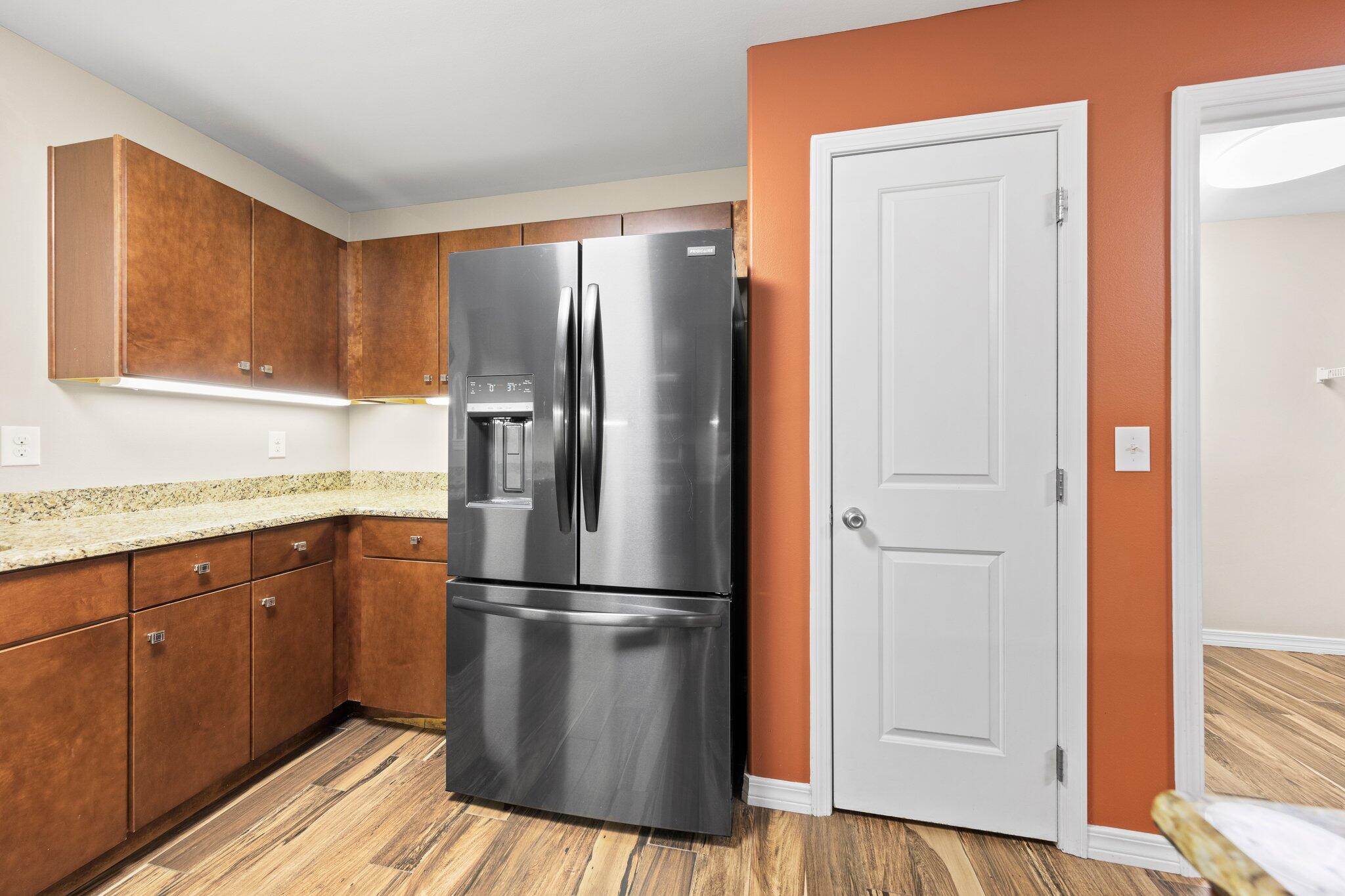 ROSEMONT S/D - Residential Lease