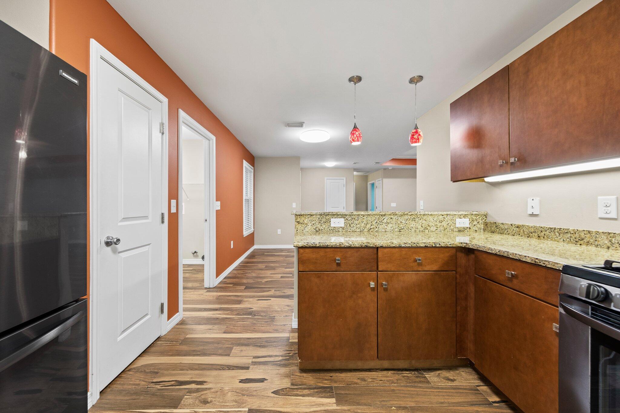 ROSEMONT S/D - Residential Lease