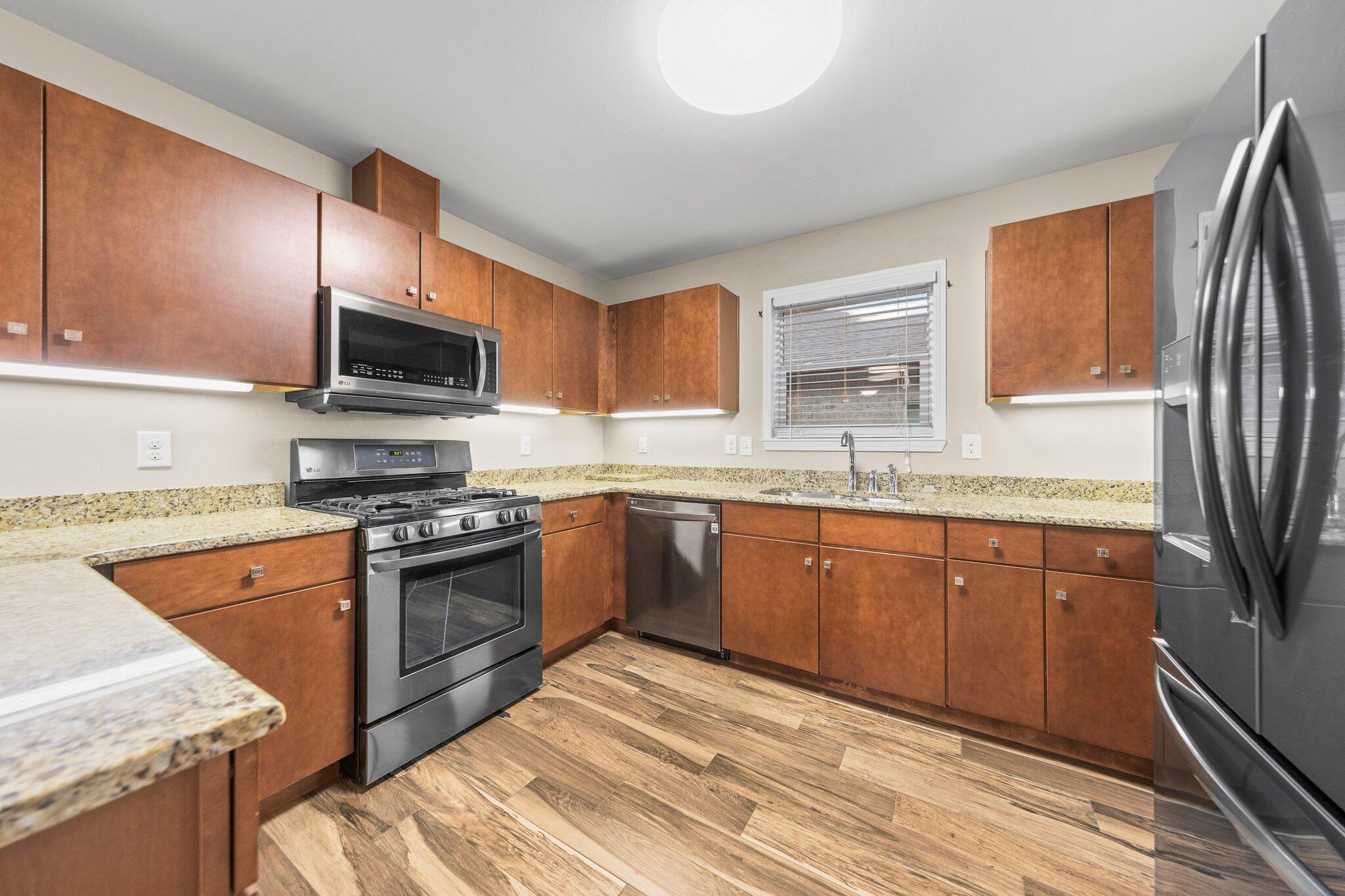 ROSEMONT S/D - Residential Lease