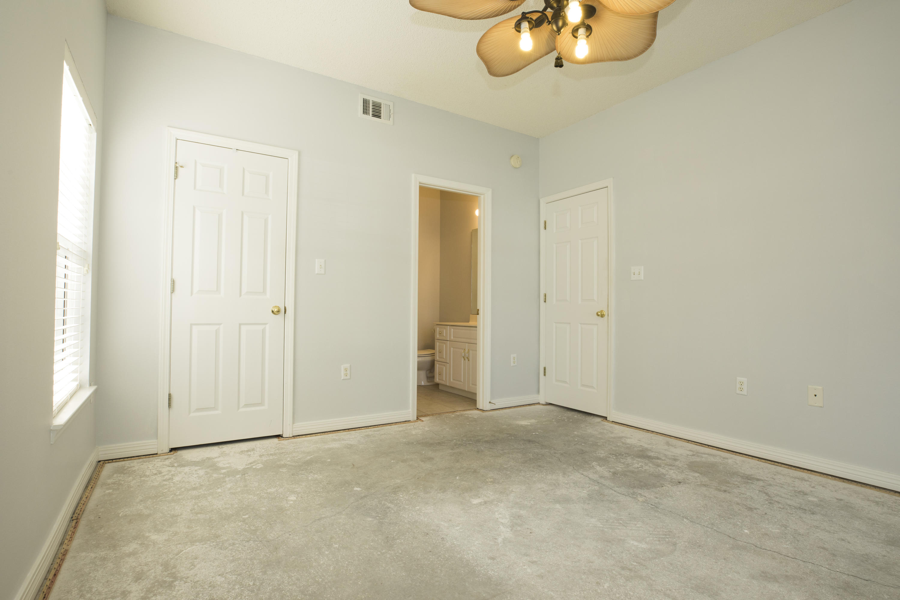 THE OAKS AT NICEVILLE - Residential