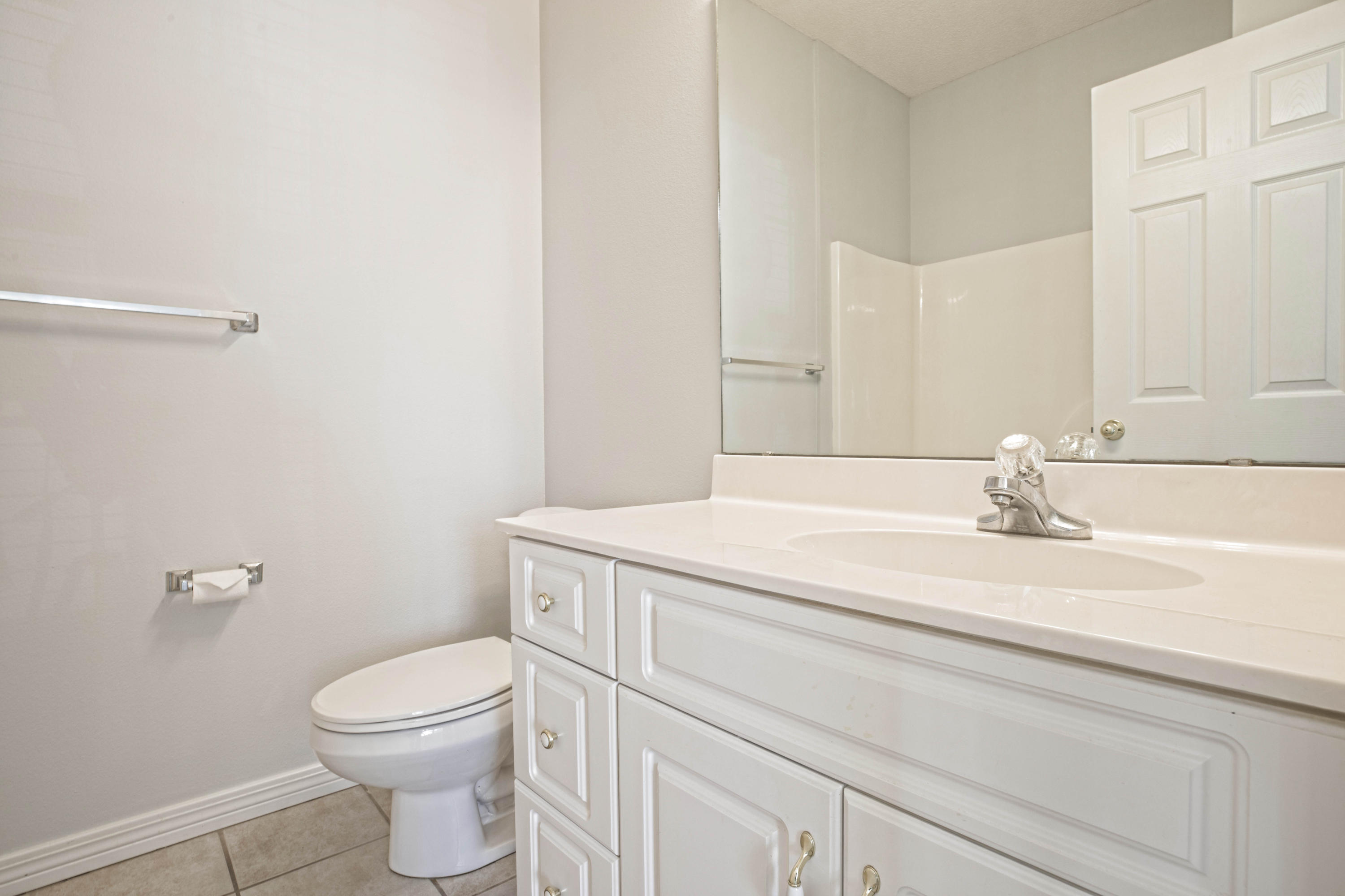 THE OAKS AT NICEVILLE - Residential