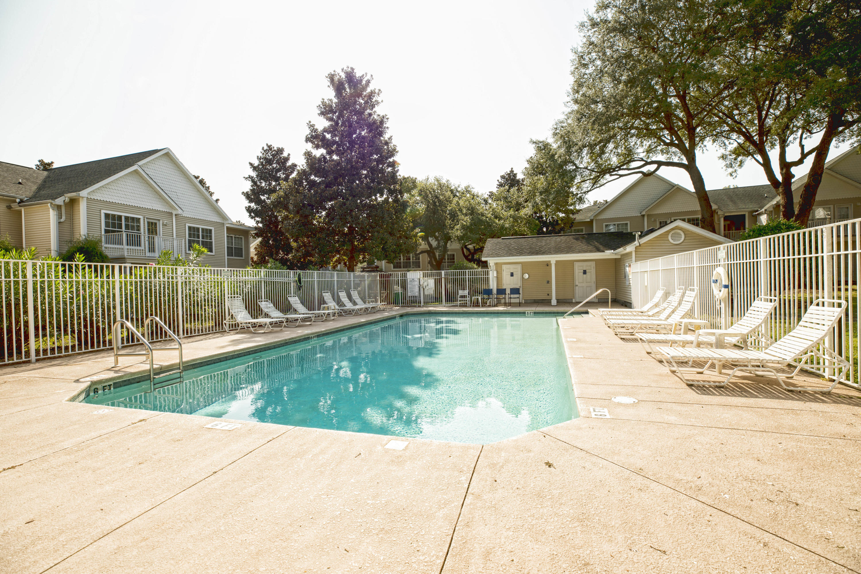 THE OAKS AT NICEVILLE - Residential